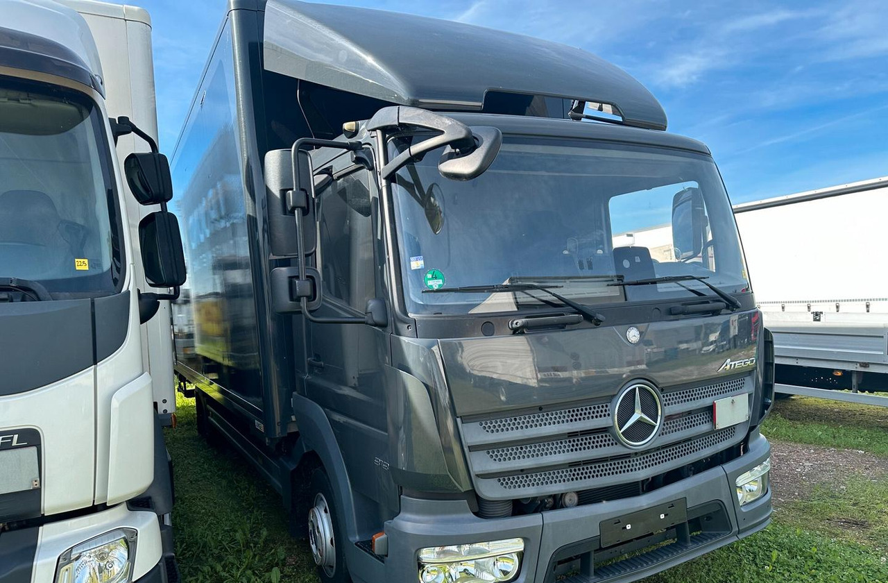 MERCEDES 818 FURGONE 7 MT E SPONDA EURO 6 - Skříňový nákladní auto: obrázek 2 MERCEDES 818 FURGONE 7 MT E SPONDA EURO 6 - Skříňový nákladní auto: obrázek 2