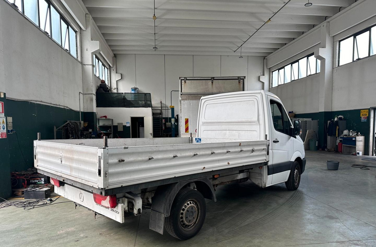 MERCEDES SPRINTER 311 CASSONATO EURO 6 - Dodávka valník: obrázek 4 MERCEDES SPRINTER 311 CASSONATO EURO 6 - Dodávka valník: obrázek 4