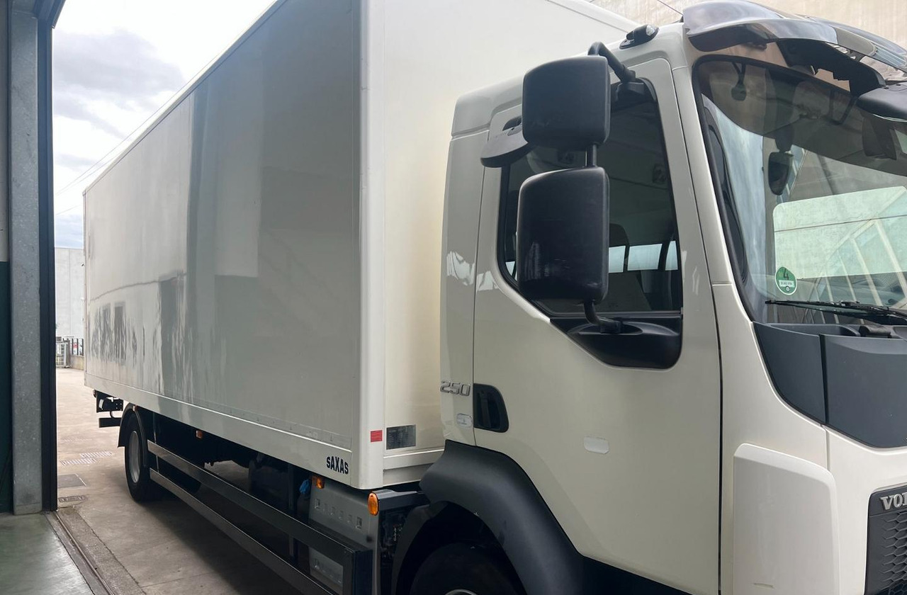 VOLVO FL 250 euro 6 sponda - Skříňový nákladní auto: obrázek 5 VOLVO FL 250 euro 6 sponda - Skříňový nákladní auto: obrázek 5