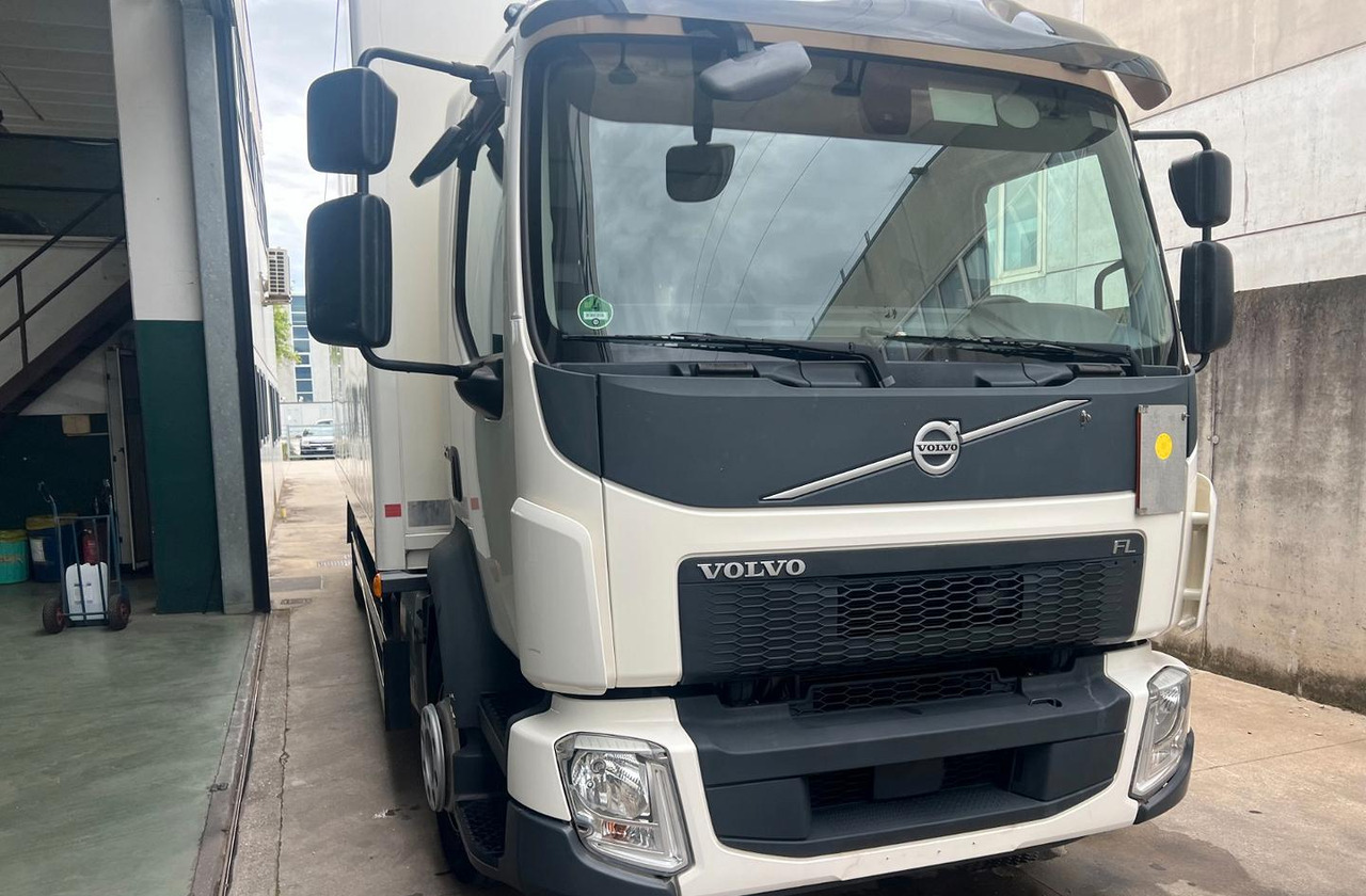 VOLVO FL 250 euro 6 sponda - Skříňový nákladní auto: obrázek 2 VOLVO FL 250 euro 6 sponda - Skříňový nákladní auto: obrázek 2