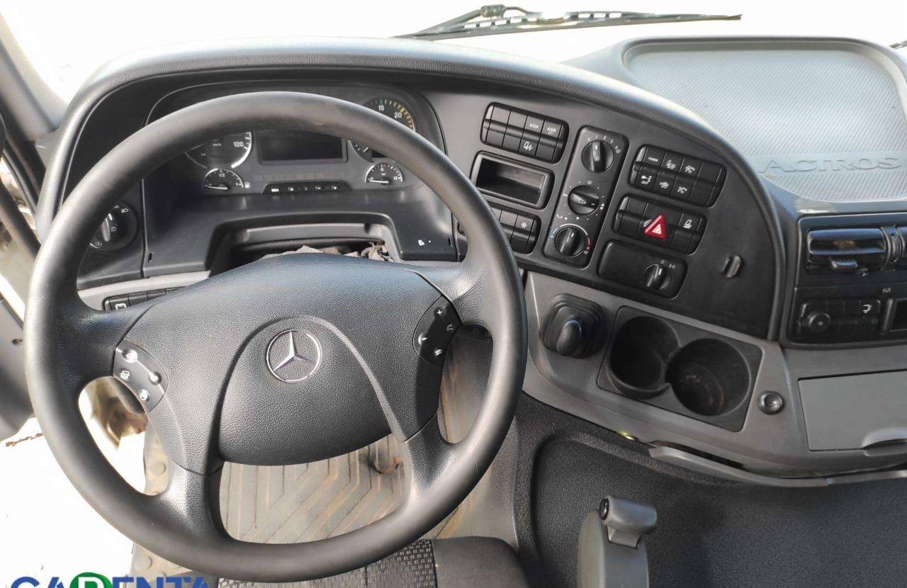 Chladírenský nákladní automobil Mercedes-Benz ACTROS 1832: obrázek 7