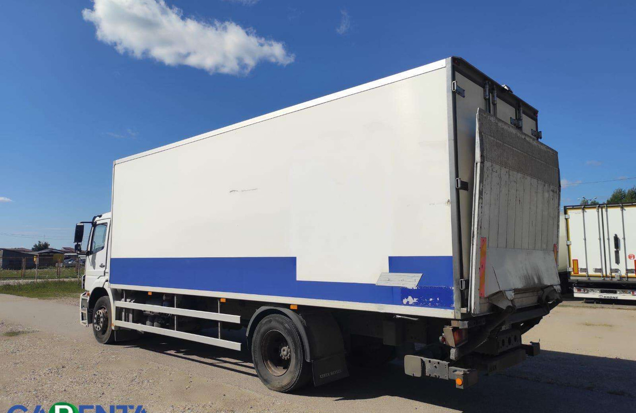 Mercedes-Benz AXOR 18L - Chladírenský nákladní automobil: obrázek 4 Mercedes-Benz AXOR 18L - Chladírenský nákladní automobil: obrázek 4