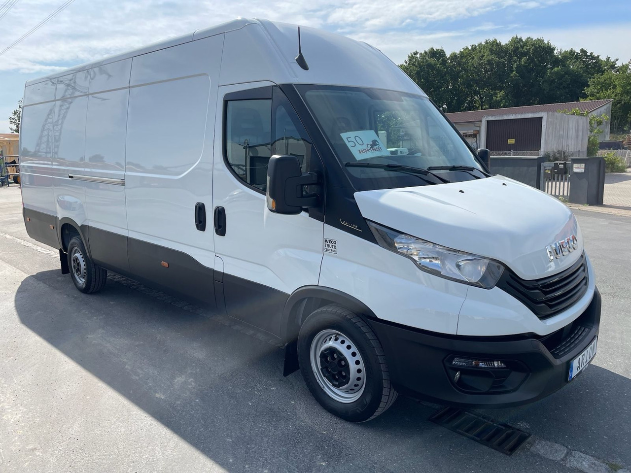 Iveco Daily 35S16 L4H2 Kastenwagen/GARANTIE/4680mm/AC - Furgon: obrázek 1 Iveco Daily 35S16 L4H2 Kastenwagen/GARANTIE/4680mm/AC - Furgon: obrázek 1