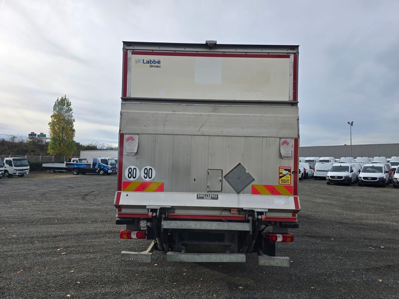 Mercedes-Benz Atego 1218 4x2 Koffer/FULL-ADR/EXIII/LBW/AC/EU6d - Skříňový nákladní auto: obrázek 5 Mercedes-Benz Atego 1218 4x2 Koffer/FULL-ADR/EXIII/LBW/AC/EU6d - Skříňový nákladní auto: obrázek 5