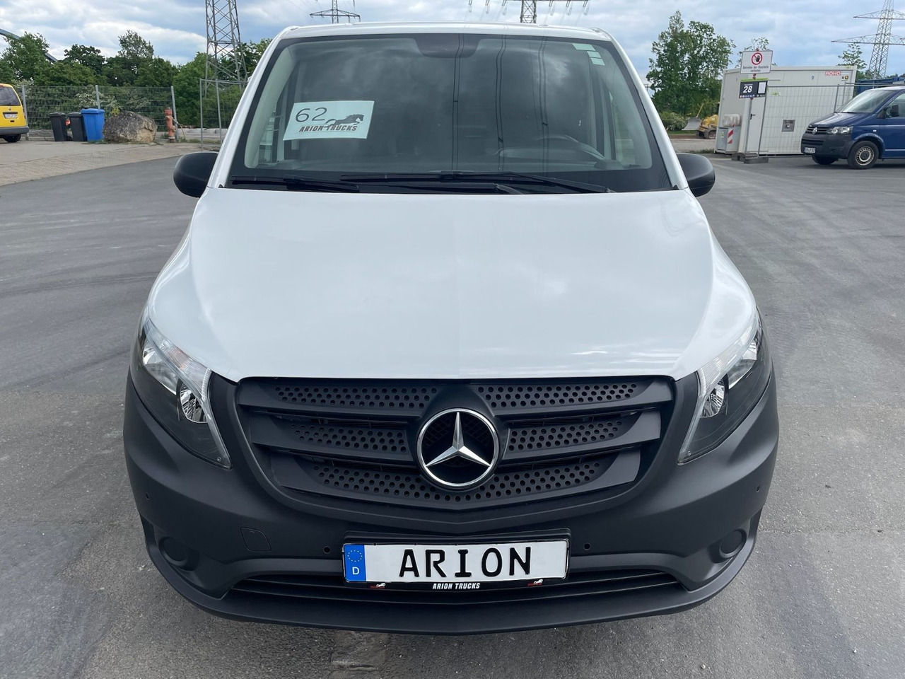 Mercedes-Benz eVito 111 Kastenwagen lang/Kamera/AC/70kW/3Sitze - Malá dodávka, Elektrická dodávka: obrázek 2 Mercedes-Benz eVito 111 Kastenwagen lang/Kamera/AC/70kW/3Sitze - Malá dodávka, Elektrická dodávka: obrázek 2