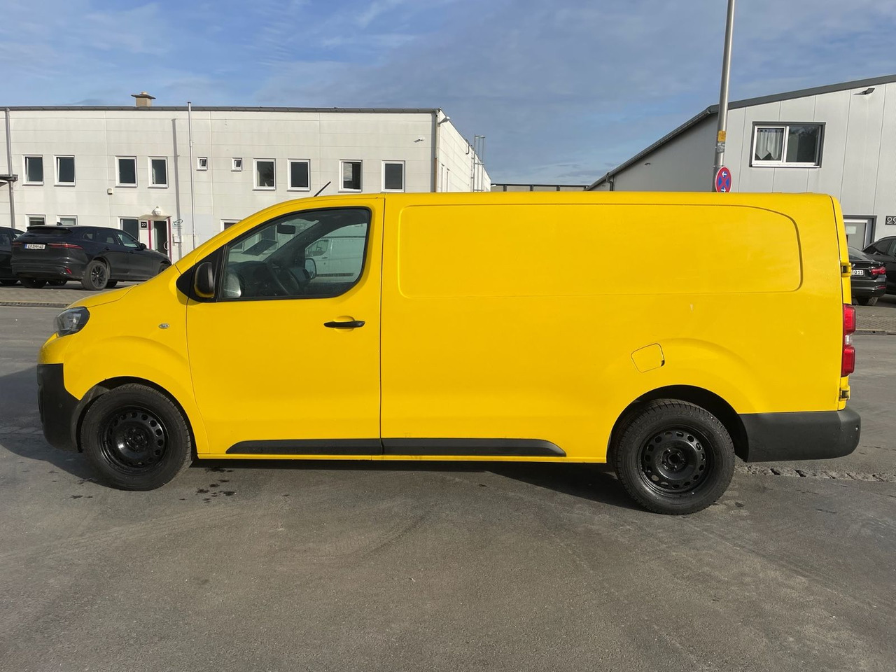 Peugeot Expert Box Pro L3 / 2.0 Blue HDI / More units - Malá dodávka: obrázek 4 Peugeot Expert Box Pro L3 / 2.0 Blue HDI / More units - Malá dodávka: obrázek 4