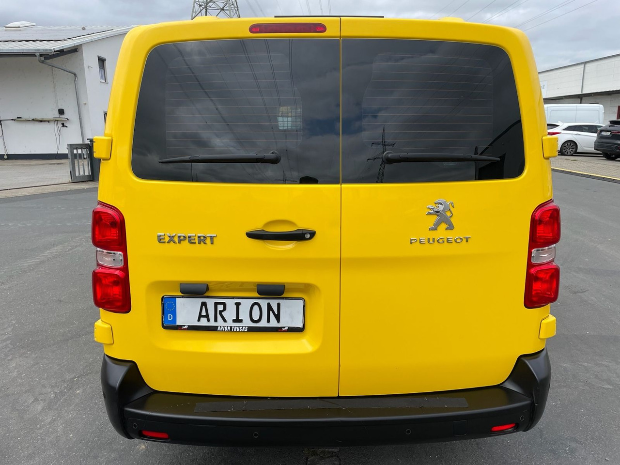 Peugeot Expert Kasten Pro L3/2.0 BlueHDI/AC/15xVerfügbar - Malá dodávka: obrázek 5 Peugeot Expert Kasten Pro L3/2.0 BlueHDI/AC/15xVerfügbar - Malá dodávka: obrázek 5