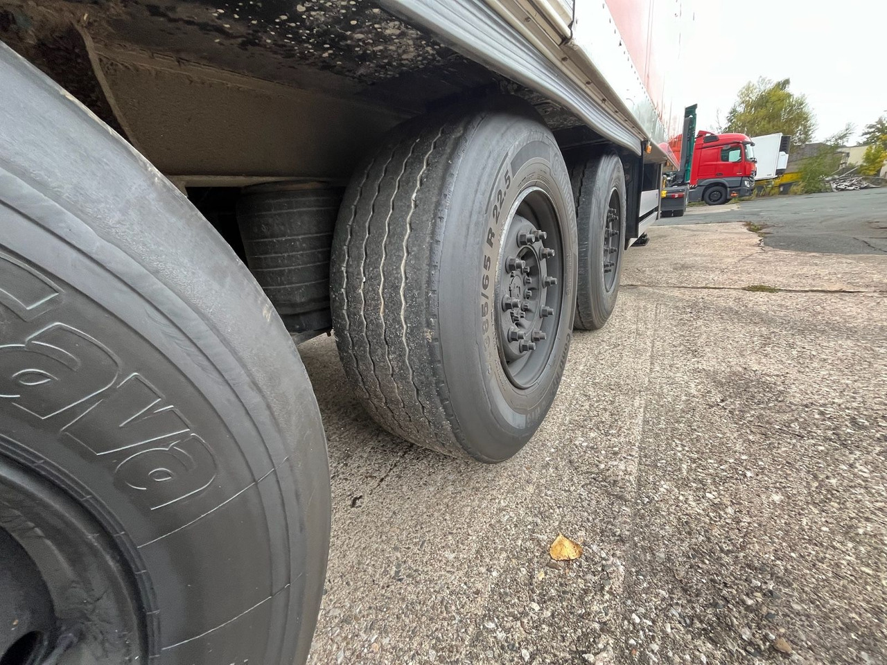 Chladírenský návěs Schmitz Cargobull SCB*S3B/CARRIER/Vector1550/LBW/BÄR/2347h/13,4m: obrázek 14 Chladírenský návěs Schmitz Cargobull SCB*S3B/CARRIER/Vector1550/LBW/BÄR/2347h/13,4m: obrázek 14