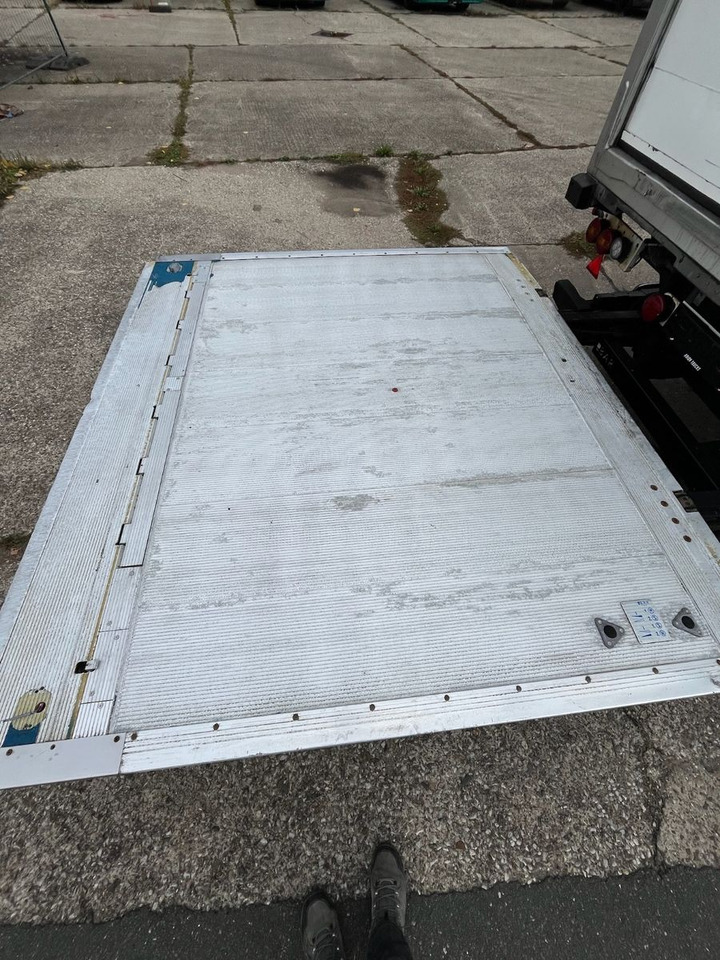 Schmitz Cargobull SCB*S3B/CARRIER/Vector1550/LBW/BÄR/2347h/13,4m - Chladírenský návěs: obrázek 5 Schmitz Cargobull SCB*S3B/CARRIER/Vector1550/LBW/BÄR/2347h/13,4m - Chladírenský návěs: obrázek 5