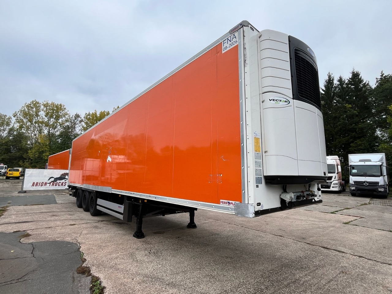 Schmitz Cargobull SCB*S3B/CARRIER/Vector1550/LBW/BÄR/2347h/13,4m - Chladírenský návěs: obrázek 1 Schmitz Cargobull SCB*S3B/CARRIER/Vector1550/LBW/BÄR/2347h/13,4m - Chladírenský návěs: obrázek 1