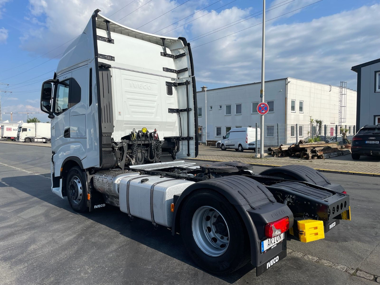 Iveco S-Way 490 4x2/Retarder/ServiceNeu/TÜV06-26/EU6 - Tahač: obrázek 4 Iveco S-Way 490 4x2/Retarder/ServiceNeu/TÜV06-26/EU6 - Tahač: obrázek 4