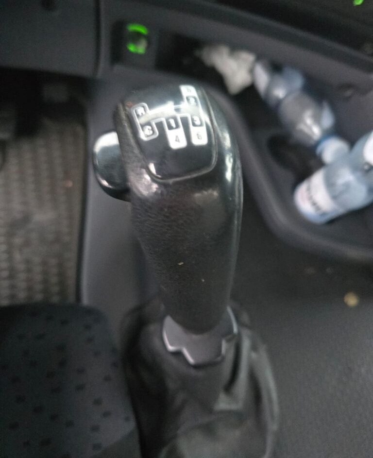 Sklápěč pro dopravu sypkých materiálů Scania G400: obrázek 26
