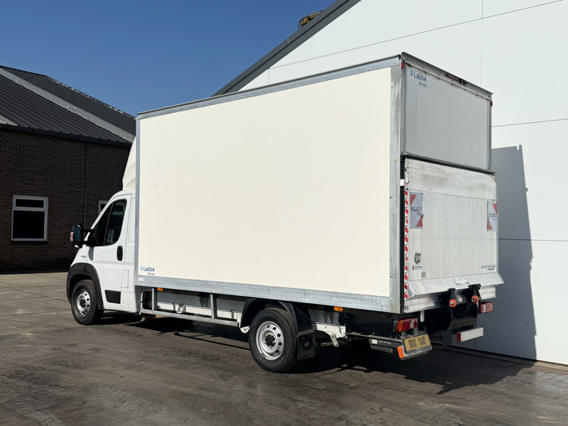 Fiat Ducato 2.3 MultiJet 140pk Laadklep Airco Camera Navigatie Bakwagen Koffer Meubelbak - Dodávka skřín: obrázek 2 Fiat Ducato 2.3 MultiJet 140pk Laadklep Airco Camera Navigatie Bakwagen Koffer Meubelbak - Dodávka skřín: obrázek 2