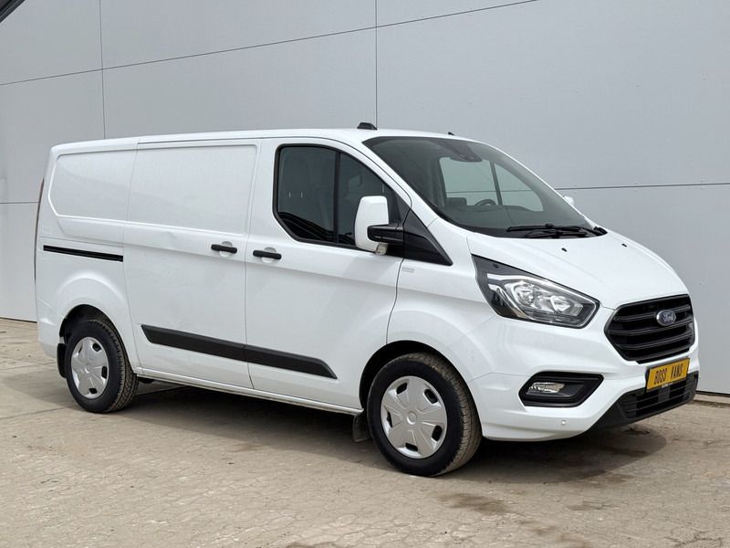 Ford Transit Custom 2.0 TDCI 130PK Automaat L1H1 Scherm Cruise Control Camera Airco LED Parkeersensoren voor achter - Malá dodávka: obrázek 4 Ford Transit Custom 2.0 TDCI 130PK Automaat L1H1 Scherm Cruise Control Camera Airco LED Parkeersensoren voor achter - Malá dodávka: obrázek 4