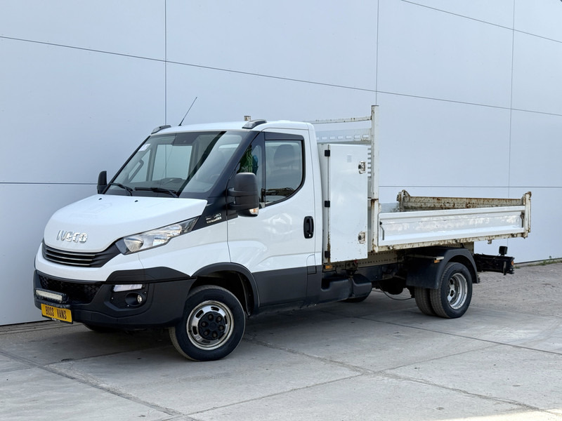 Iveco Daily 35C18 3.0 3.0 Automaat Kipper Dubbellucht 3.5t Trekhaak Airco Cruise Control - Dodávka sklápěč: obrázek 2 Iveco Daily 35C18 3.0 3.0 Automaat Kipper Dubbellucht 3.5t Trekhaak Airco Cruise Control - Dodávka sklápěč: obrázek 2