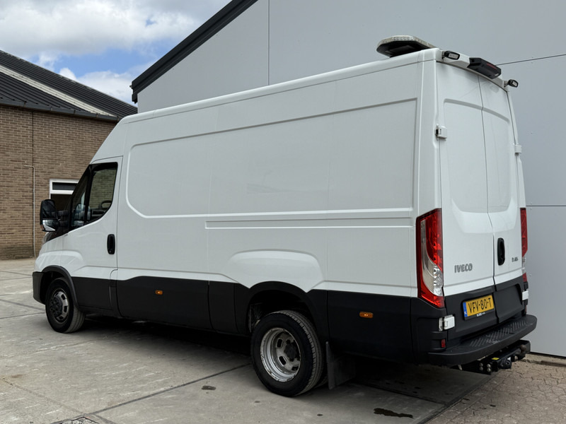 Iveco Daily 35C18 3.0 L2H2 Airco Cruise Control 3,5 Tons Trekhaak 5-26 APK Lucht geveerde stoel - Malá dodávka: obrázek 2 Iveco Daily 35C18 3.0 L2H2 Airco Cruise Control 3,5 Tons Trekhaak 5-26 APK Lucht geveerde stoel - Malá dodávka: obrázek 2