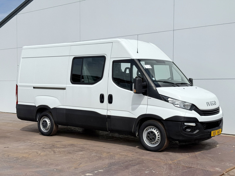 Iveco Daily 35S14 2.3 L2H2 Dubbele Cabine 7 Stoelen Mixto DoKa Airco Cruise Control Trekhaak 3.5t Lucht geveerde stoel - Furgon, Dodávka s dvojitou kabinou: obrázek 4 Iveco Daily 35S14 2.3 L2H2 Dubbele Cabine 7 Stoelen Mixto DoKa Airco Cruise Control Trekhaak 3.5t Lucht geveerde stoel - Furgon, Dodávka s dvojitou kabinou: obrázek 4