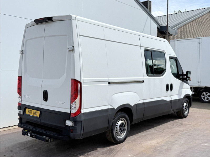 Iveco Daily 35S14 2.3 L2H2 Dubbele Cabine 7 Stoelen Mixto DoKa Airco Cruise Control Trekhaak 3.5t Lucht geveerde stoel - Furgon, Dodávka s dvojitou kabinou: obrázek 3 Iveco Daily 35S14 2.3 L2H2 Dubbele Cabine 7 Stoelen Mixto DoKa Airco Cruise Control Trekhaak 3.5t Lucht geveerde stoel - Furgon, Dodávka s dvojitou kabinou: obrázek 3