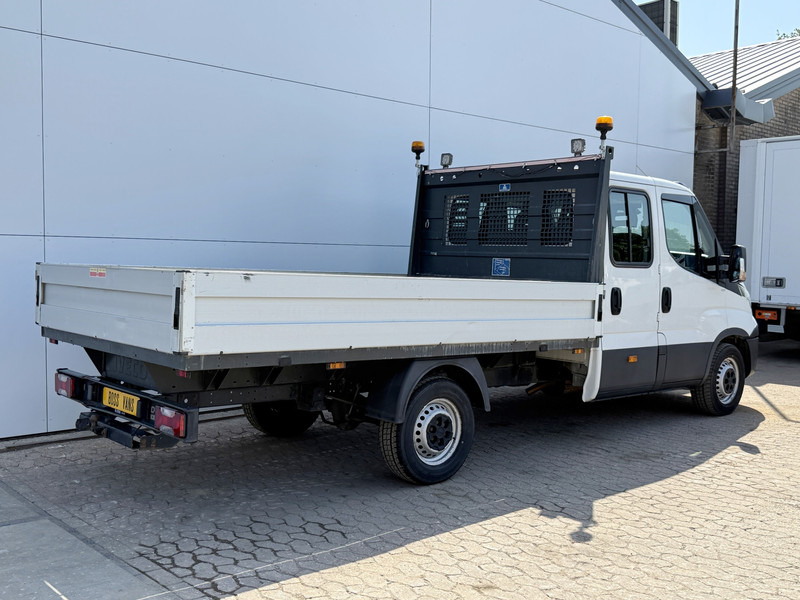Iveco Daily 35S16 2.3 Automaat Dubbele Cabine Trekhaak 3.5t Climate Control 7 Zitplaatsen Standkachel DC - Dodávka valník, Dodávka s dvojitou kabinou: obrázek 3 Iveco Daily 35S16 2.3 Automaat Dubbele Cabine Trekhaak 3.5t Climate Control 7 Zitplaatsen Standkachel DC - Dodávka valník, Dodávka s dvojitou kabinou: obrázek 3