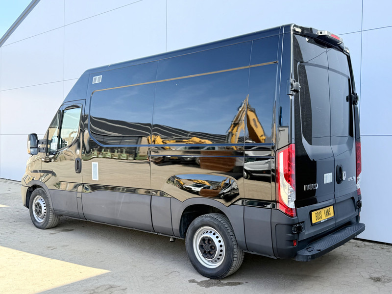 Iveco Daily 35S16 L2H2 Airco Cruise Control Camera 3.5t Trekhaak - Furgon: obrázek 2 Iveco Daily 35S16 L2H2 Airco Cruise Control Camera 3.5t Trekhaak - Furgon: obrázek 2