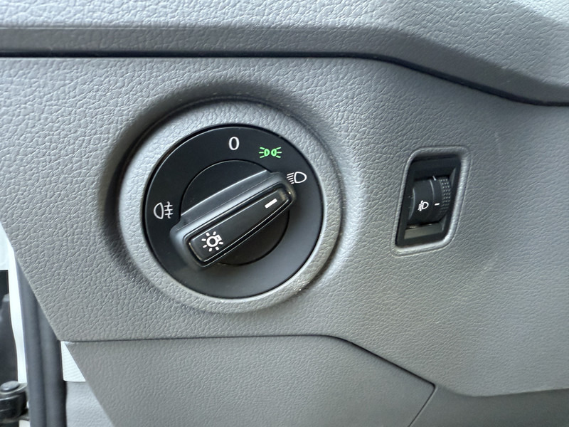 Furgon MAN TGE 3.140 2.0 TDI Automaat L3H3 Airco Cruise Control Apple Carplay Camera Parkeersensoren voor achter: obrázek 20