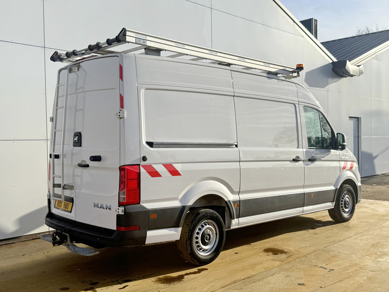 MAN TGE 3.140 2.0 TDI L3H3 Airco Cruise Control Trekhaak Carplay Navigatie Parkeersensoren voor achter - Furgon: obrázek 3 MAN TGE 3.140 2.0 TDI L3H3 Airco Cruise Control Trekhaak Carplay Navigatie Parkeersensoren voor achter - Furgon: obrázek 3