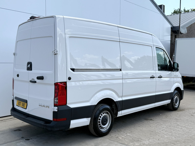 MAN TGE 3.140 2.0 TDI L3H3 Automaat Airco Cruise Control Camera Apple Carplay Parkeersensoren voor achter - Furgon: obrázek 3 MAN TGE 3.140 2.0 TDI L3H3 Automaat Airco Cruise Control Camera Apple Carplay Parkeersensoren voor achter - Furgon: obrázek 3