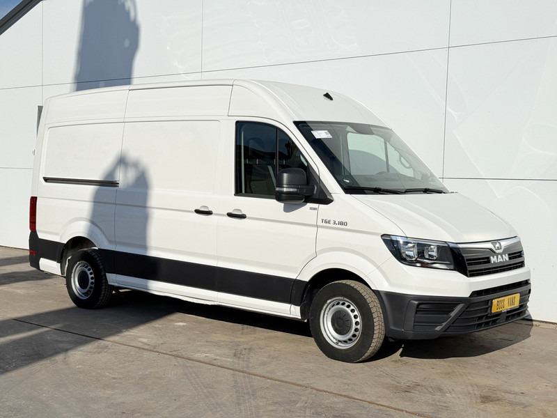 MAN TGE 3.180 2.0 TDI Laadklep Automaat L3H3 Airco Adaptieve Cruise Control Carplay Stoelverwarming - Furgon: obrázek 4 MAN TGE 3.180 2.0 TDI Laadklep Automaat L3H3 Airco Adaptieve Cruise Control Carplay Stoelverwarming - Furgon: obrázek 4