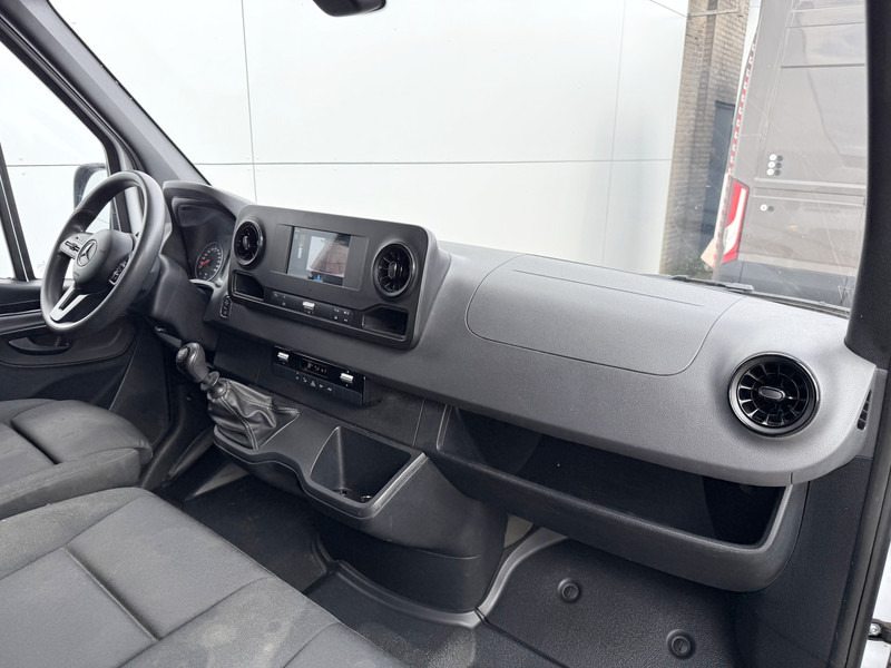 Furgon Mercedes-Benz Sprinter 315 1.9 CDI L2H2 Climate Control Cruise Control Carplay Camera Parkeersensoren voor achter: obrázek 9