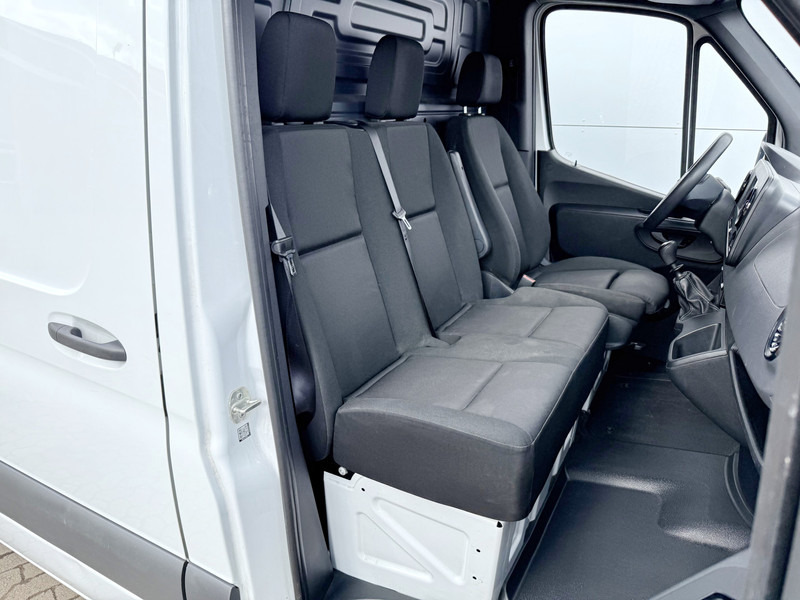 Furgon Mercedes-Benz Sprinter 315 1.9 CDI L2H2 Climate Control Cruise Control Carplay Camera Parkeersensoren voor achter: obrázek 8