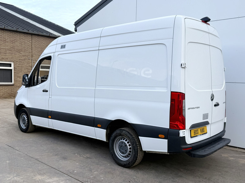 Mercedes-Benz Sprinter 317 1.9 CDI Automaat L2H2 Climate Control Cruise Control Carplay Camera - Furgon: obrázek 2 Mercedes-Benz Sprinter 317 1.9 CDI Automaat L2H2 Climate Control Cruise Control Carplay Camera - Furgon: obrázek 2