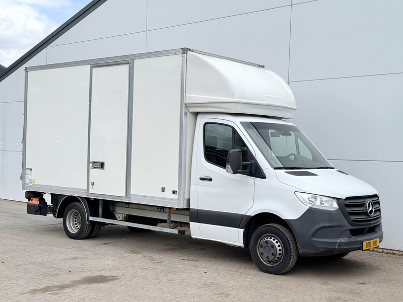 Mercedes-Benz Sprinter 514 2.2 CDI Dubbellucht Laadklep Airco Cruise Control Bakwagen Meubelbak Koffer - Dodávka skřín: obrázek 4 Mercedes-Benz Sprinter 514 2.2 CDI Dubbellucht Laadklep Airco Cruise Control Bakwagen Meubelbak Koffer - Dodávka skřín: obrázek 4