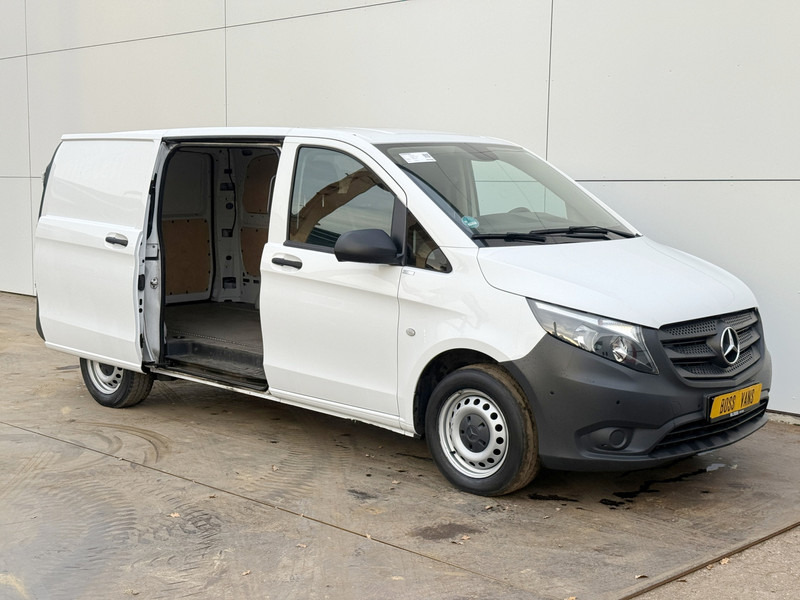 Mercedes-Benz Vito 116 1.9 CDI L2H1 Climate Control Cruise Control Camera Navigatie Stoelverwarming Parkeersensoren voor achter - Malá dodávka: obrázek 5 Mercedes-Benz Vito 116 1.9 CDI L2H1 Climate Control Cruise Control Camera Navigatie Stoelverwarming Parkeersensoren voor achter - Malá dodávka: obrázek 5