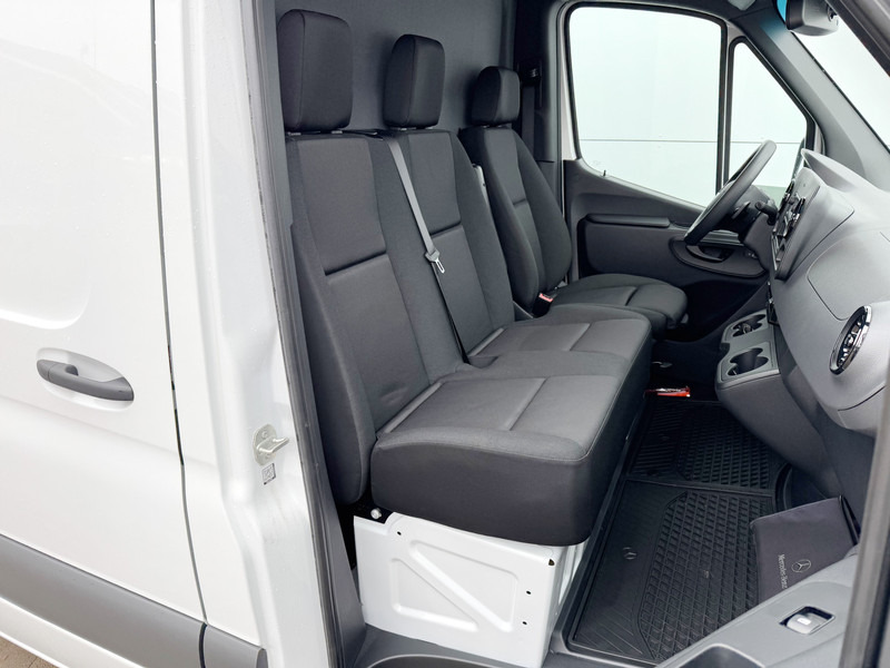 Mercedes-Benz eSprinter 112 L2H2 100% Elektrisch 55kWh 168km WLTP 80kw Snelladen Climate Control Camera Stoelverwarming leasing Mercedes-Benz eSprinter 112 L2H2 100% Elektrisch 55kWh 168km WLTP 80kw Snelladen Climate Control Camera Stoelverwarming: obrázek 8