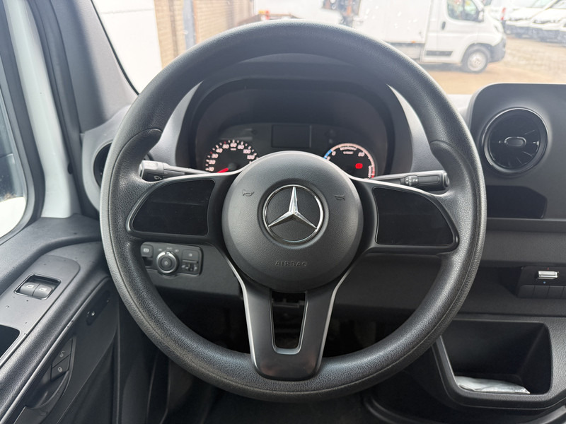 Mercedes-Benz eSprinter 312 ALL-IN PRIJS L2H2 55kWh 168km WLTP 80kw Snelladen Climate Control Stoelverwarming leasing Mercedes-Benz eSprinter 312 ALL-IN PRIJS L2H2 55kWh 168km WLTP 80kw Snelladen Climate Control Stoelverwarming: obrázek 19 Mercedes-Benz eSprinter 312 ALL-IN PRIJS L2H2 55kWh 168km WLTP 80kw Snelladen Climate Control Stoelverwarming leasing Mercedes-Benz eSprinter 312 ALL-IN PRIJS L2H2 55kWh 168km WLTP 80kw Snelladen Climate Control Stoelverwarming: obrázek 19