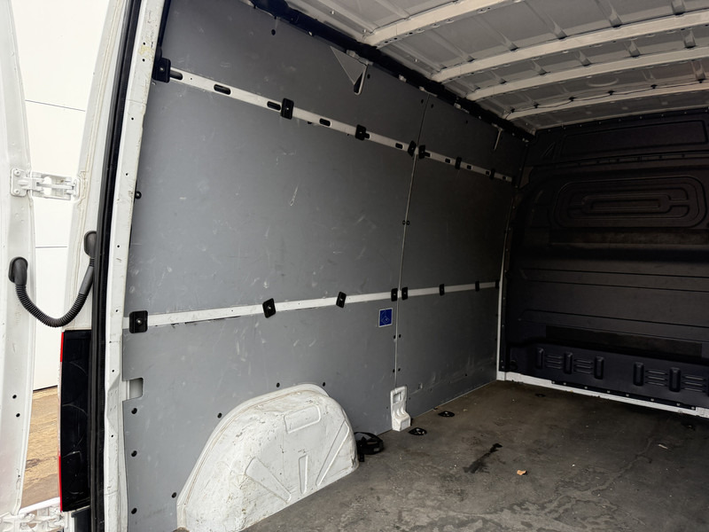 Mercedes-Benz eSprinter 312 ALL-IN PRIJS L2H2 55kWh 168km WLTP 80kw Snelladen Climate Control Stoelverwarming leasing Mercedes-Benz eSprinter 312 ALL-IN PRIJS L2H2 55kWh 168km WLTP 80kw Snelladen Climate Control Stoelverwarming: obrázek 13 Mercedes-Benz eSprinter 312 ALL-IN PRIJS L2H2 55kWh 168km WLTP 80kw Snelladen Climate Control Stoelverwarming leasing Mercedes-Benz eSprinter 312 ALL-IN PRIJS L2H2 55kWh 168km WLTP 80kw Snelladen Climate Control Stoelverwarming: obrázek 13