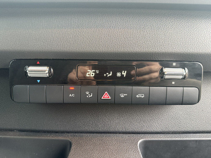 Mercedes-Benz eSprinter 312 ALL-IN PRIJS L2H2 55kWh 168km WLTP 80kw Snelladen Climate Control Stoelverwarming leasing Mercedes-Benz eSprinter 312 ALL-IN PRIJS L2H2 55kWh 168km WLTP 80kw Snelladen Climate Control Stoelverwarming: obrázek 18 Mercedes-Benz eSprinter 312 ALL-IN PRIJS L2H2 55kWh 168km WLTP 80kw Snelladen Climate Control Stoelverwarming leasing Mercedes-Benz eSprinter 312 ALL-IN PRIJS L2H2 55kWh 168km WLTP 80kw Snelladen Climate Control Stoelverwarming: obrázek 18