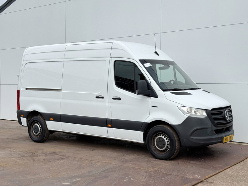 Mercedes-Benz eSprinter 312 - Binnenkort verwacht! ALL-IN PRIJS L2H2 55kWh 168km WLTP 80kw Snelladen Climate Control Camera Stoelverwarming - Furgon, Elektrická dodávka: obrázek 4 Mercedes-Benz eSprinter 312 - Binnenkort verwacht! ALL-IN PRIJS L2H2 55kWh 168km WLTP 80kw Snelladen Climate Control Camera Stoelverwarming - Furgon, Elektrická dodávka: obrázek 4