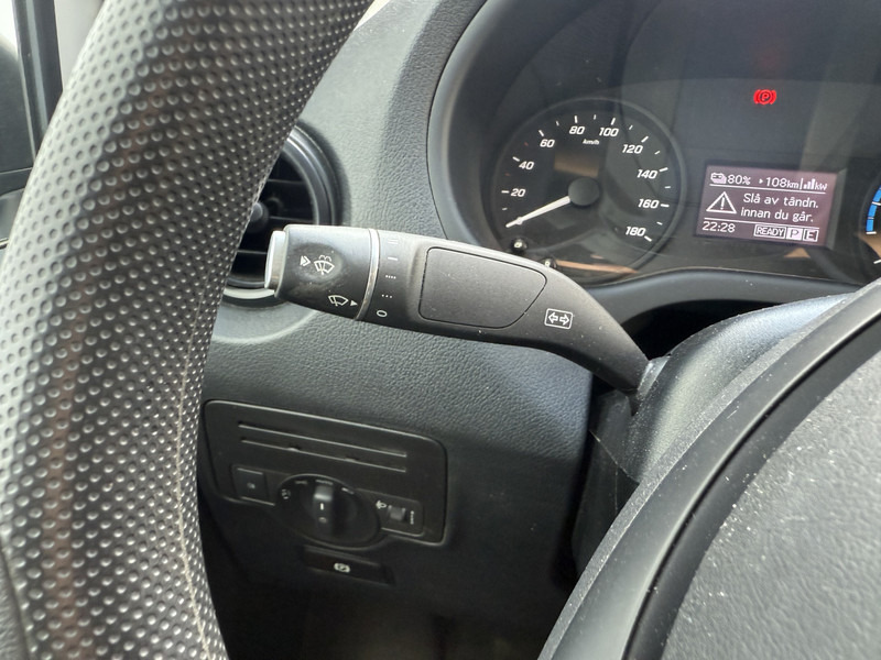 Mercedes-Benz eVito 111 Elektrisch 41kWh 138KM WLTP Extra Lang Climate Control Camera Stoelverwarming leasing Mercedes-Benz eVito 111 Elektrisch 41kWh 138KM WLTP Extra Lang Climate Control Camera Stoelverwarming: obrázek 20 Mercedes-Benz eVito 111 Elektrisch 41kWh 138KM WLTP Extra Lang Climate Control Camera Stoelverwarming leasing Mercedes-Benz eVito 111 Elektrisch 41kWh 138KM WLTP Extra Lang Climate Control Camera Stoelverwarming: obrázek 20