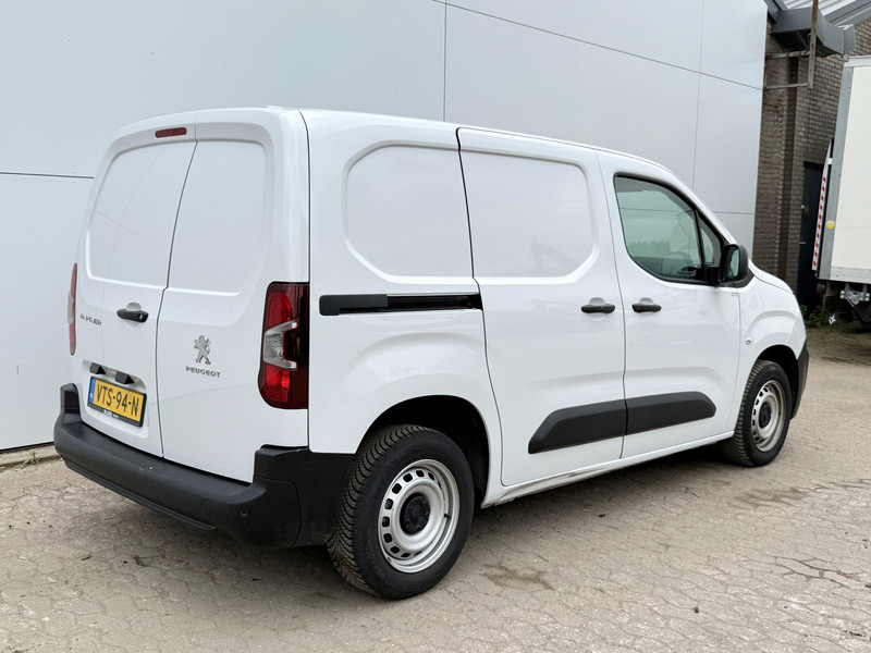 Peugeot Partner 1.5 HDi 102pk L1H1 Climate Control Cruise Control Apple Carplay Parkeersensoren - Malá dodávka: obrázek 3 Peugeot Partner 1.5 HDi 102pk L1H1 Climate Control Cruise Control Apple Carplay Parkeersensoren - Malá dodávka: obrázek 3