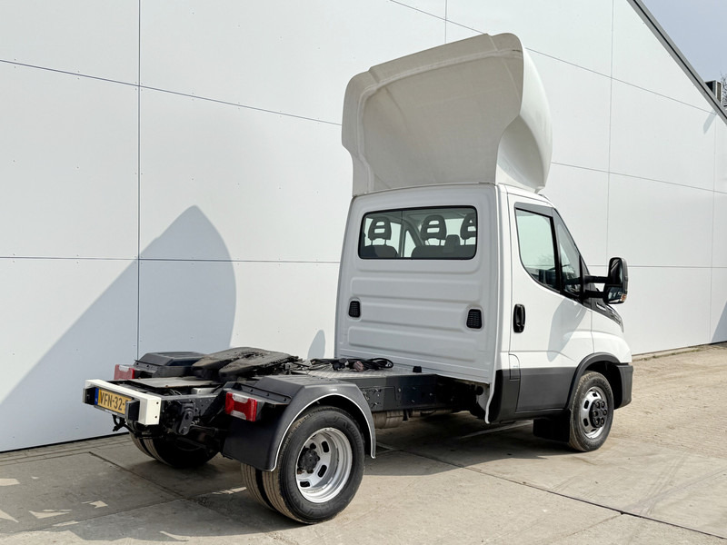 Iveco Daily 40C16 Automaat BE-Trekker BE Trekker BE Combi B-E Dubbellucht Airco Cruise - Tahač: obrázek 3 Iveco Daily 40C16 Automaat BE-Trekker BE Trekker BE Combi B-E Dubbellucht Airco Cruise - Tahač: obrázek 3