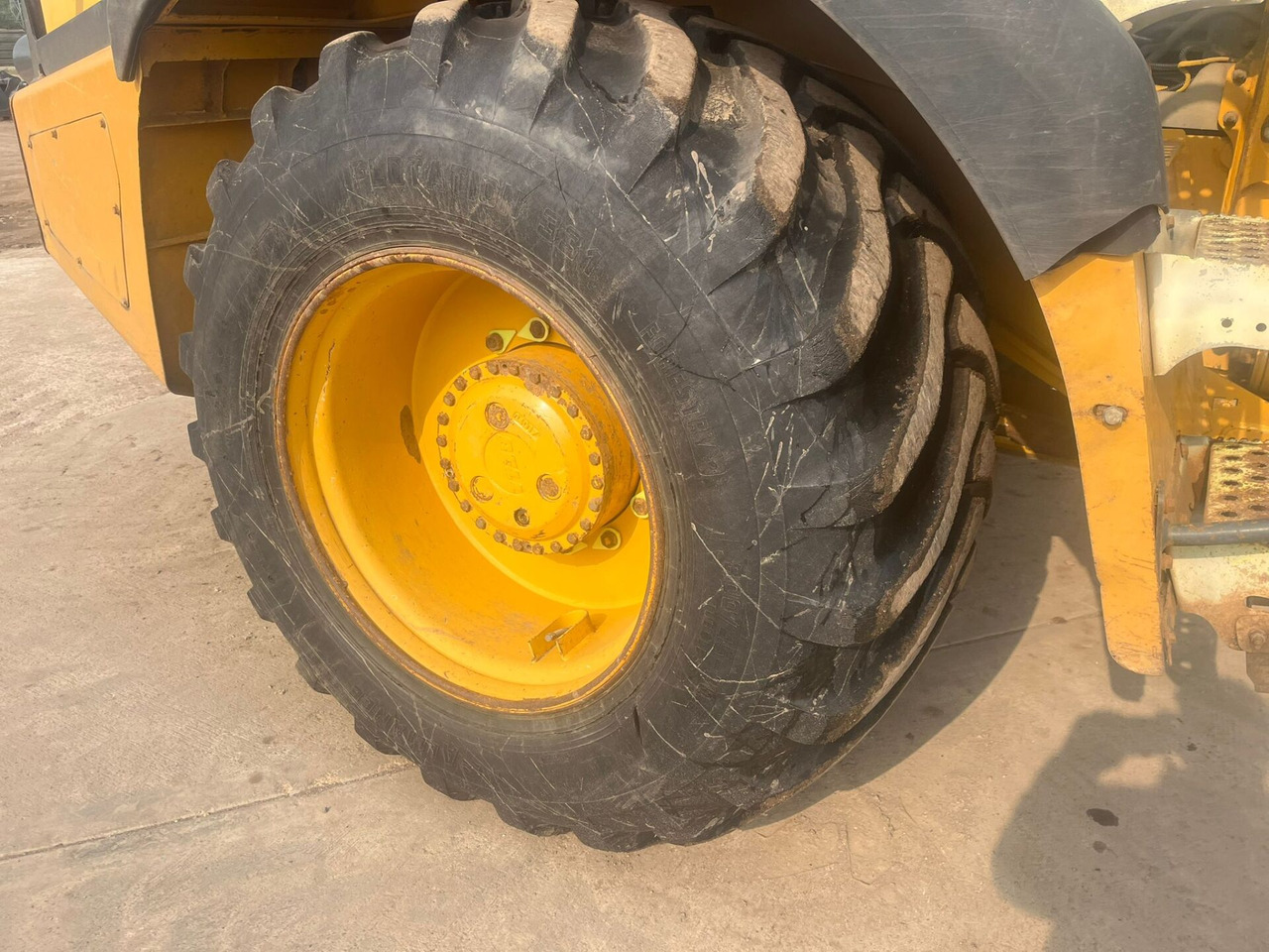 Kloubový sklápěč Bell B20E: obrázek 16