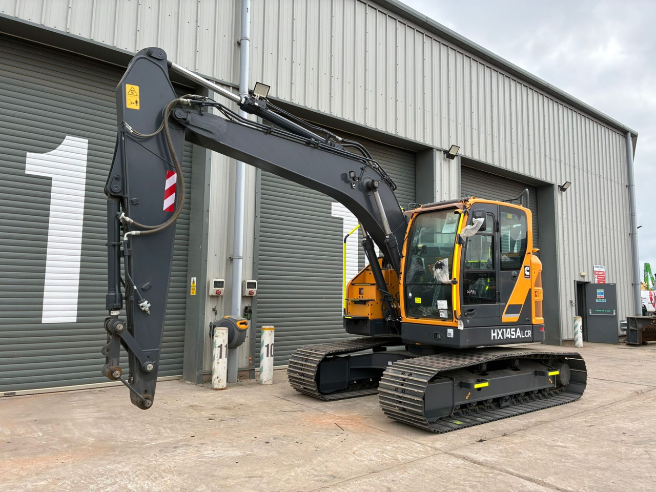 Hyundai HX145ALCR - Pásové rýpadlo: obrázek 1 Hyundai HX145ALCR - Pásové rýpadlo: obrázek 1