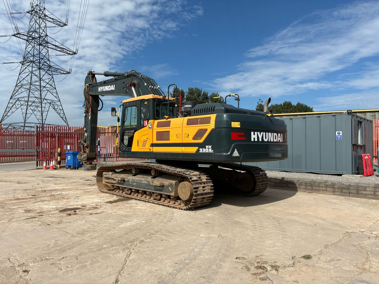 Hyundai HX330 - Pásové rýpadlo: obrázek 3 Hyundai HX330 - Pásové rýpadlo: obrázek 3