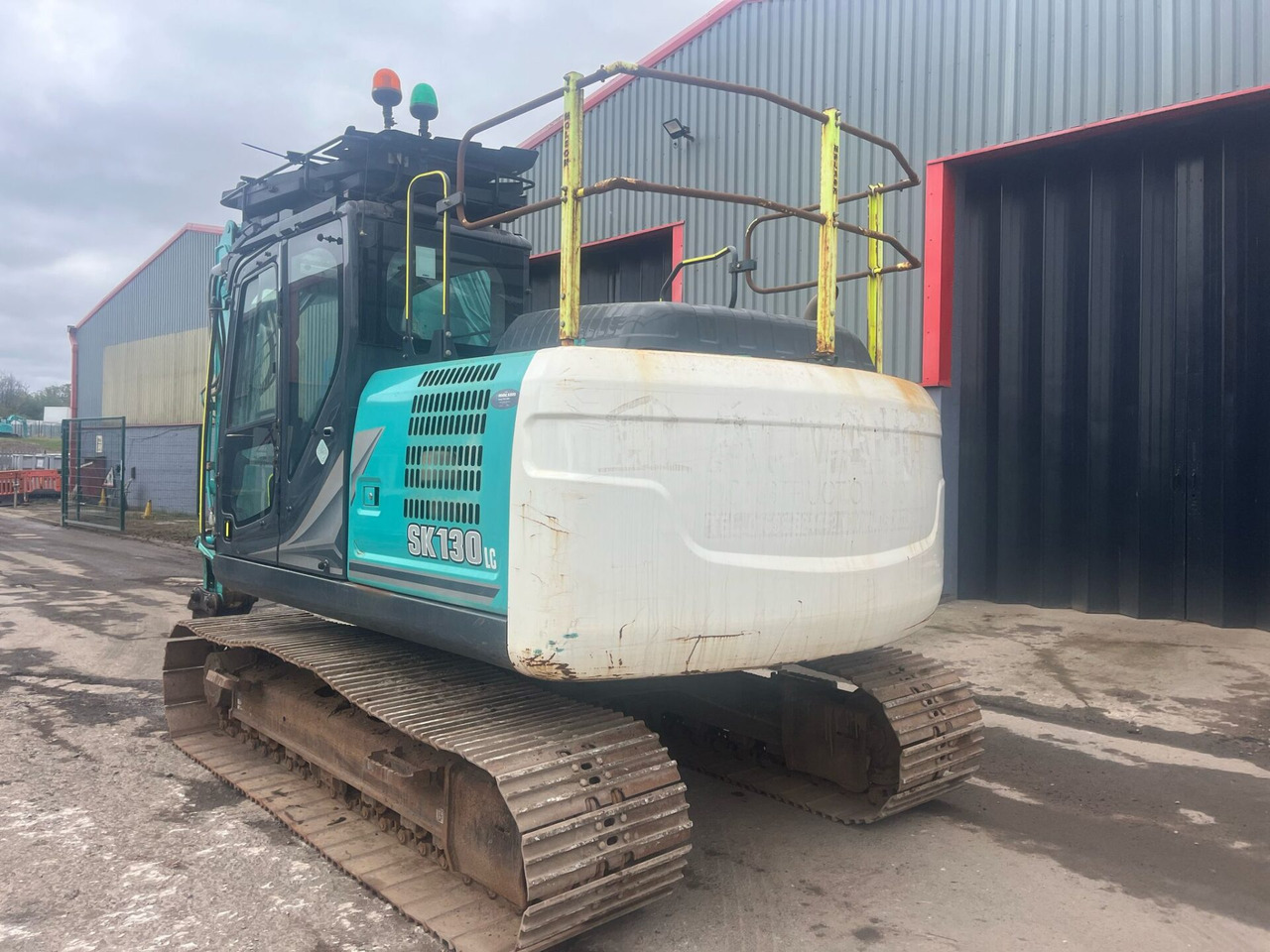 Kobelco SK130LC-11 - Pásové rýpadlo: obrázek 3 Kobelco SK130LC-11 - Pásové rýpadlo: obrázek 3