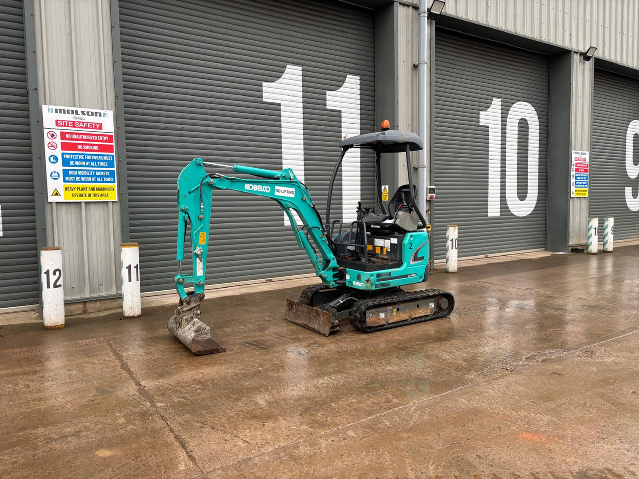 Kobelco SK17SR-3E - Mini rýpadlo: obrázek 1 Kobelco SK17SR-3E - Mini rýpadlo: obrázek 1