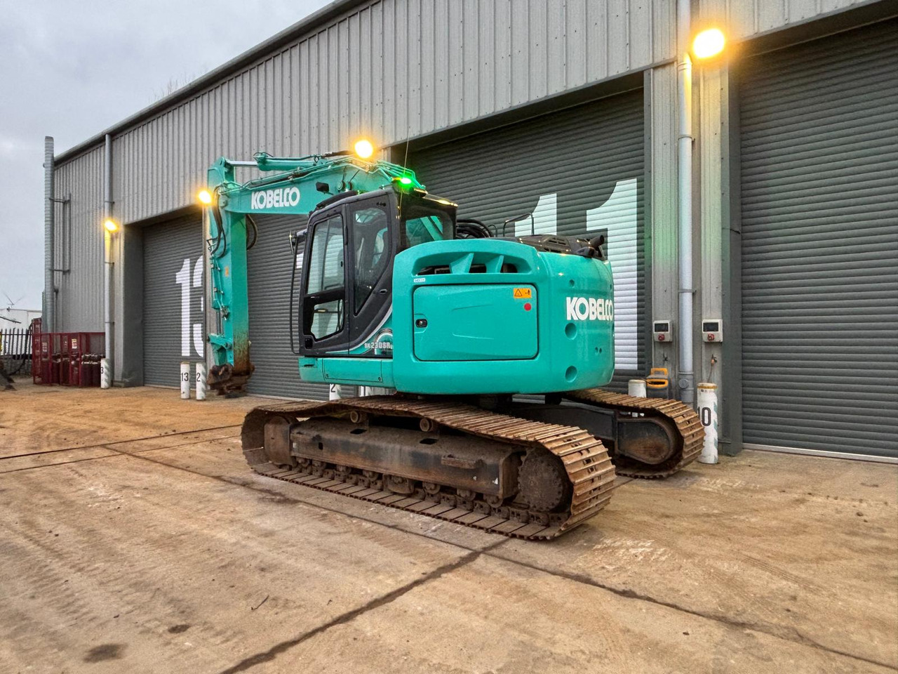 Kobelco SK230SRLC-5E - Pásové rýpadlo: obrázek 3 Kobelco SK230SRLC-5E - Pásové rýpadlo: obrázek 3