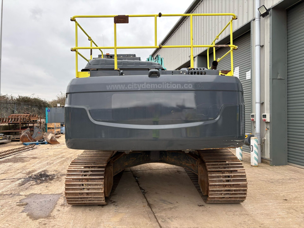 Kobelco SK300LC-10E - Pásové rýpadlo: obrázek 4 Kobelco SK300LC-10E - Pásové rýpadlo: obrázek 4