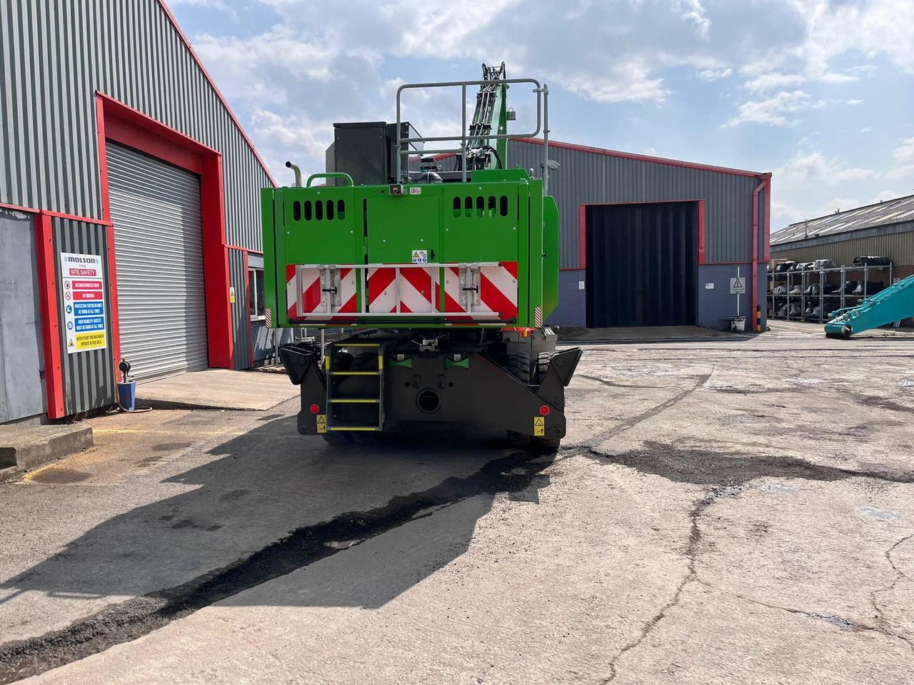 Sennebogen 821 Electric - Překládkové rypadlo: obrázek 4 Sennebogen 821 Electric - Překládkové rypadlo: obrázek 4