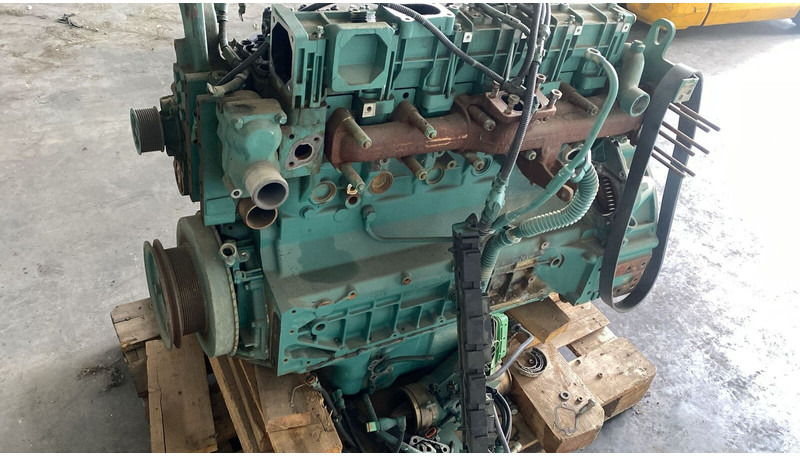 Volvo D6H FOR PARTS - Motor: obrázek 2 Volvo D6H FOR PARTS - Motor: obrázek 2
